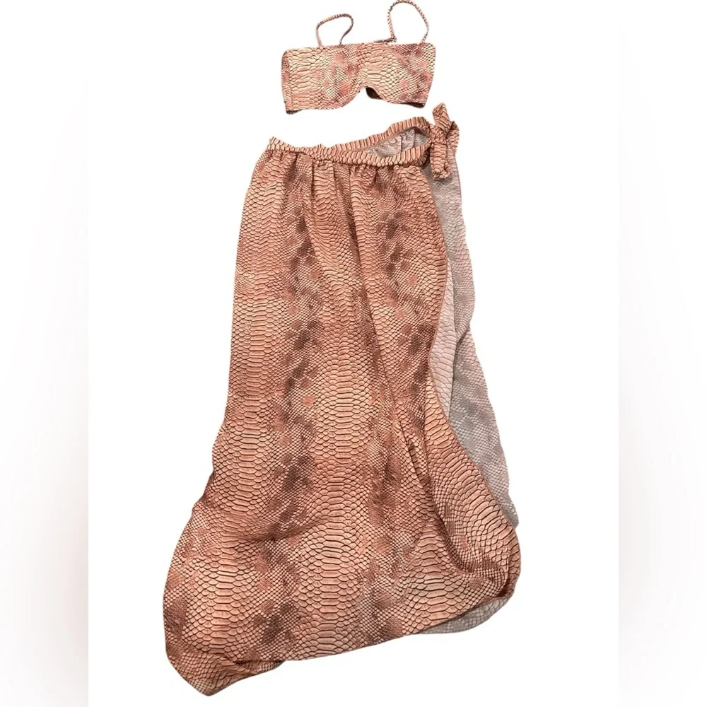 NWOT‎ Snake Skin Design Bikini Top and Wrap Skirt Women’s Size Small Tan Brown